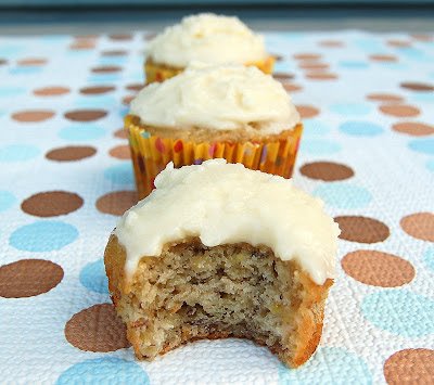 Banana Cupcakes with Vanilla Frosting