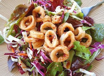 Asian Salad with Fried Calamari
