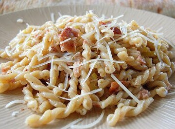 Pasta with Leeks and Pancetta