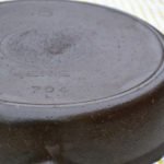 how to clean cast iron pans