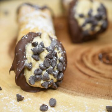 Recipe Chocolate & Peanut Butter Cannoli's