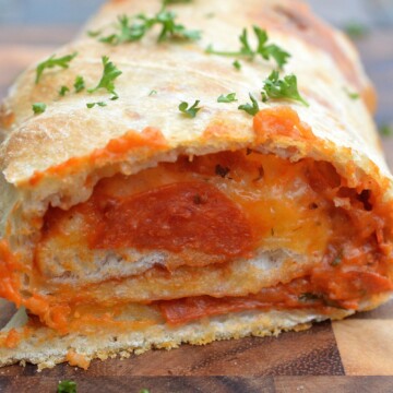 Easy Pepperoni & Cheese Stromboli - Just 5 ingredients makes a HUGE crowd-pleasing loaf!