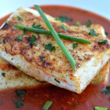 30 Minute Pan Seared Halibut in Thai Curry Sauce