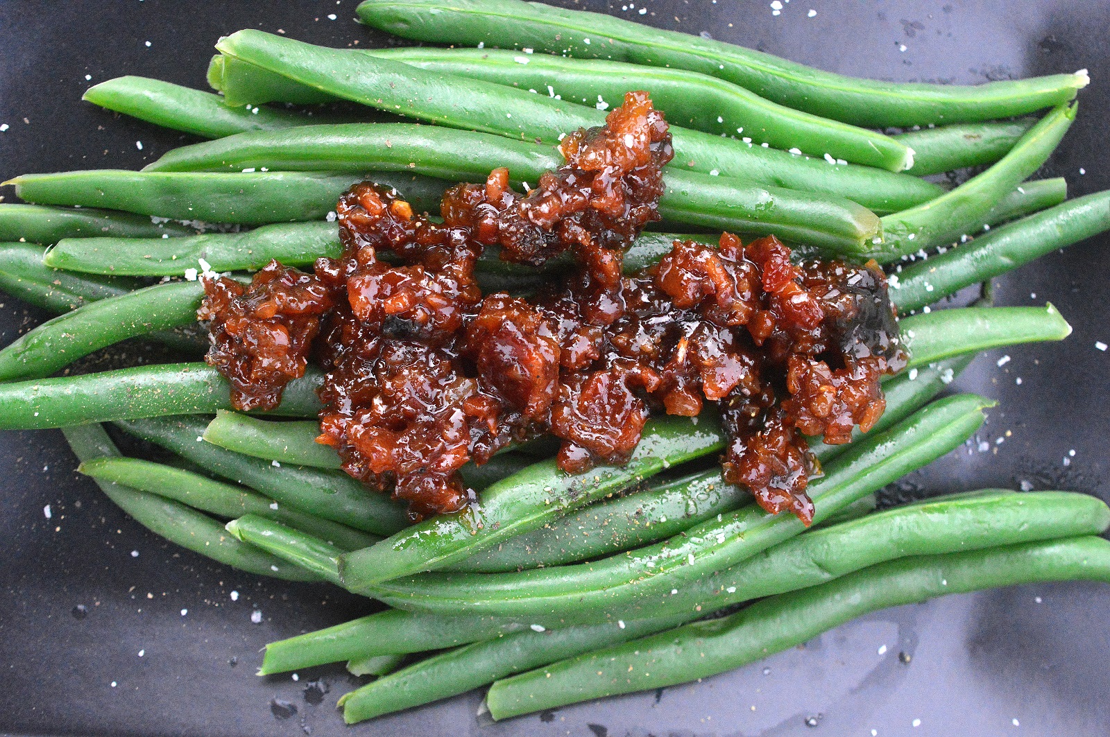 Steamed Green Beans with Bacon Jam are OMG delicious! 