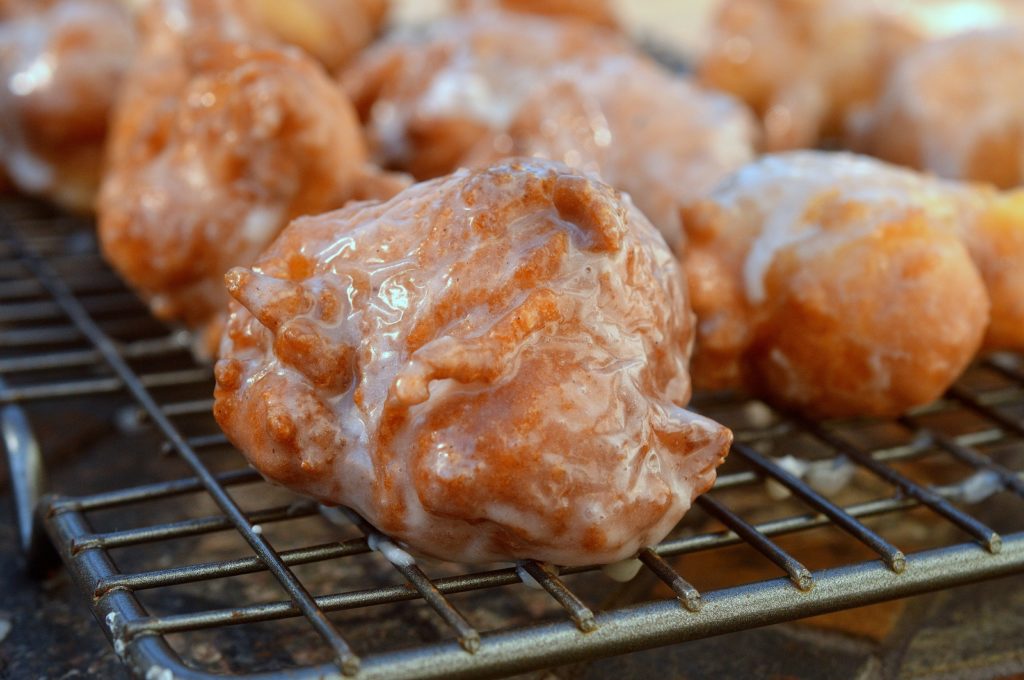 Easy Apple Fritters