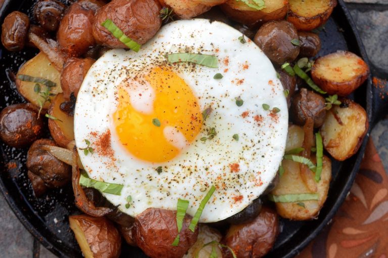 Potato Onion Mushroom and Egg Breakfast Hash - Whole 30 Approved.