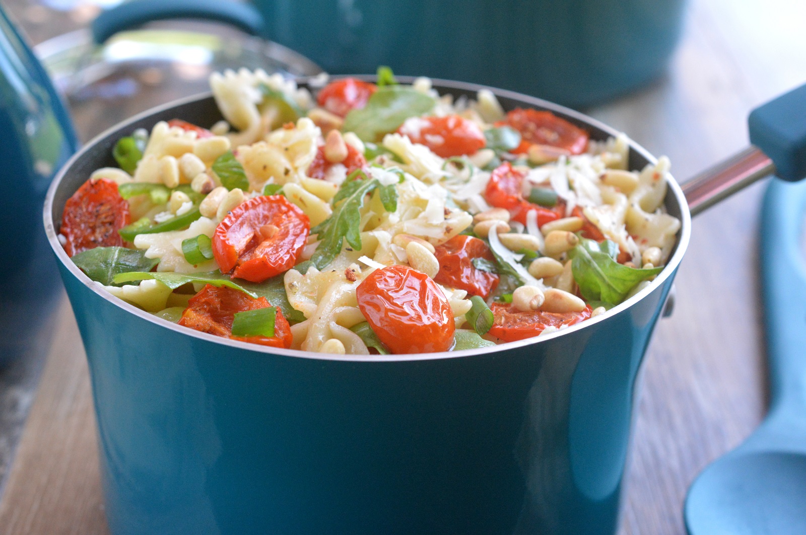 Roasted Tomatoes Arugula and Pine Nuts pasta