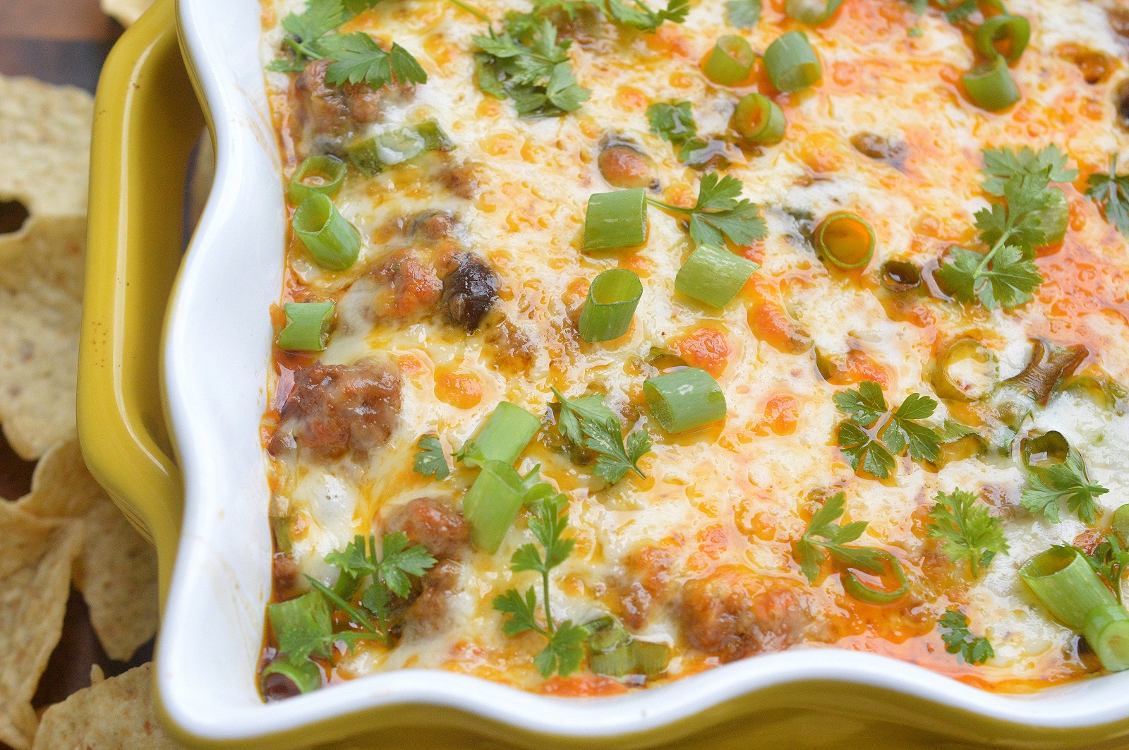 Cheesy Beef Enchilada Dip! Easy to make, gluten free and perfect for Game Day Grub!