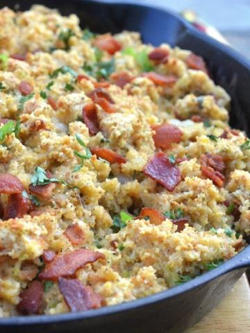 Bacon Sage Cornbread Stuffing (Bacon!!)