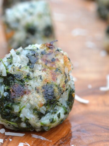 These easy to make Spinach & Rice Balls are cheesy, delicious, gluten-free and kid friendly!