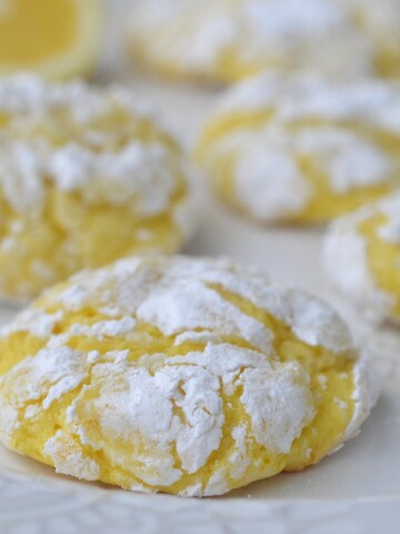 Easy Lemon Crinkle Cookies, perfect for Spring and Easter