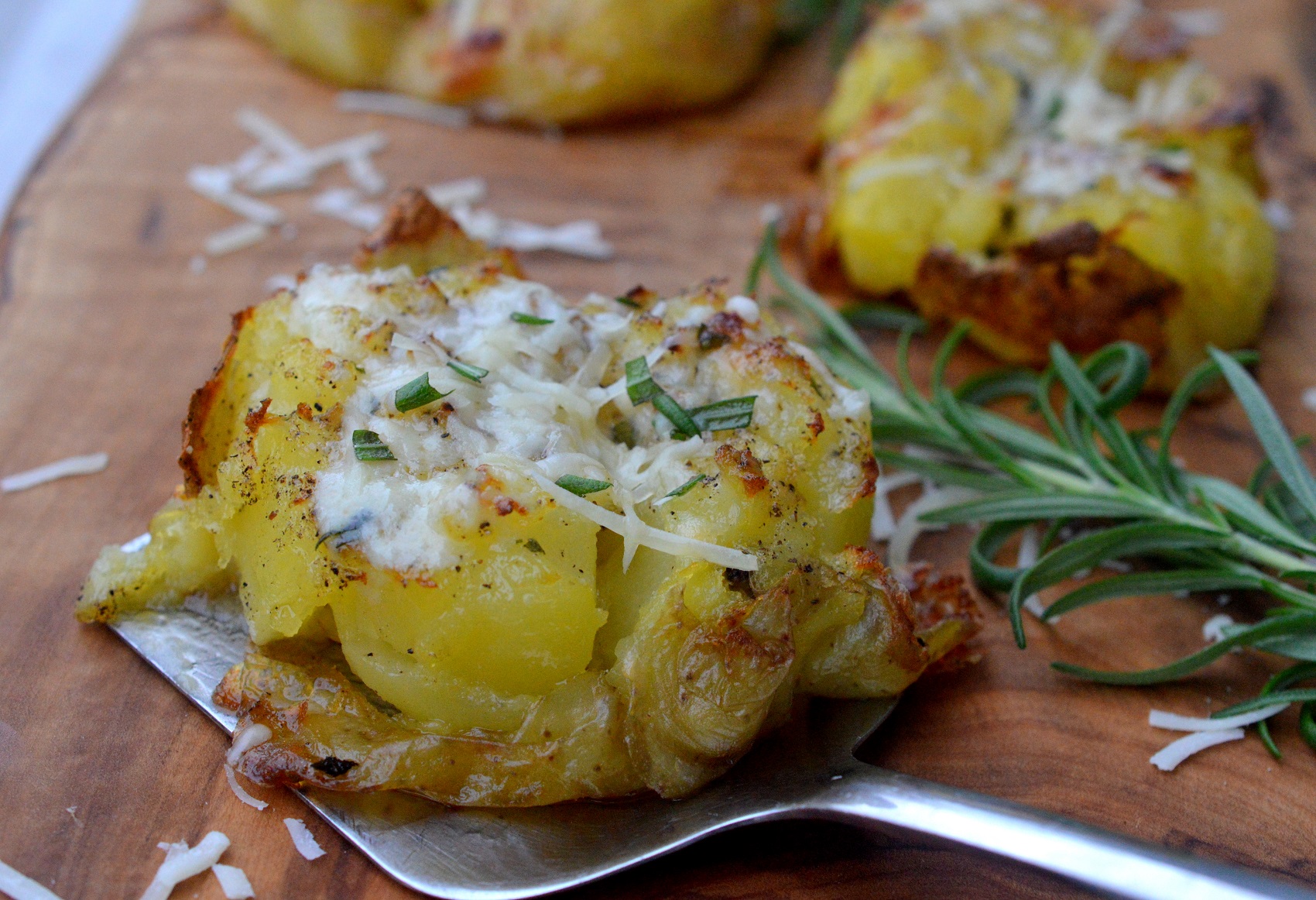 Smashed Potatoes with Garlic and Rosemary