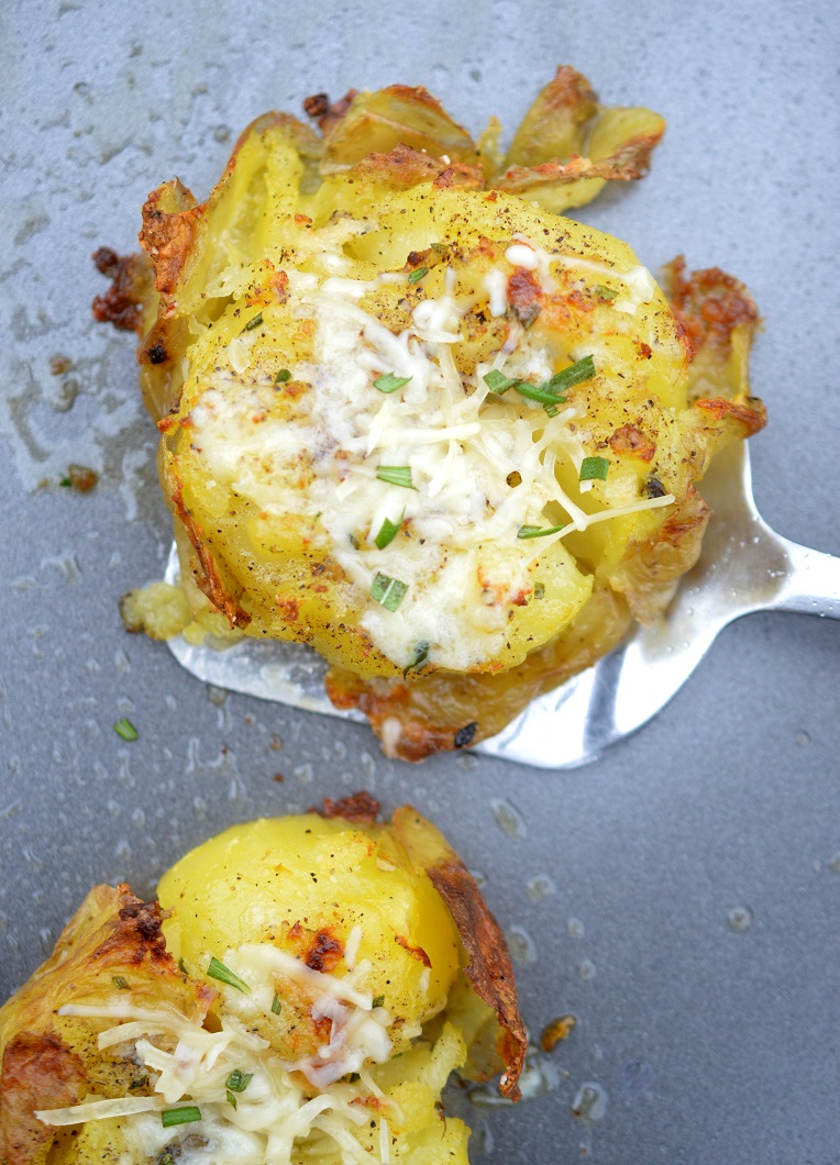 Oven Smashed Potatoes with Garlic and Rosemary