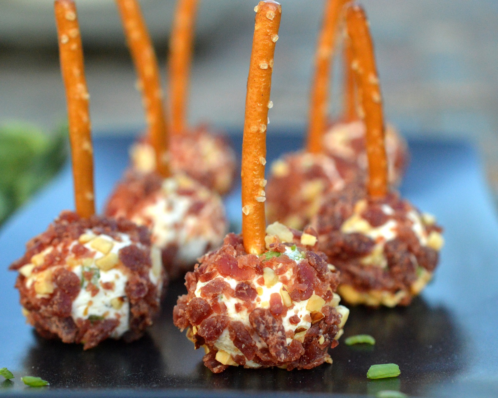 DIY Charcuterie Cups (with Mini Cheese Balls!) for My Parents