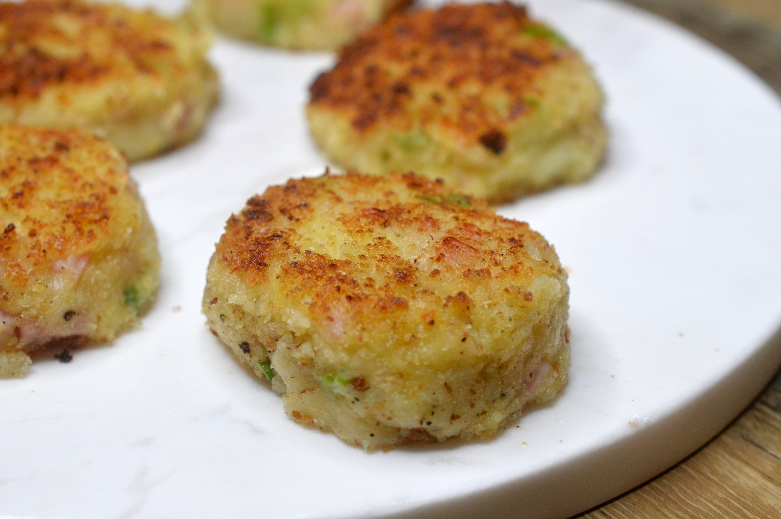 Cheesy Ham & Potato Cakes