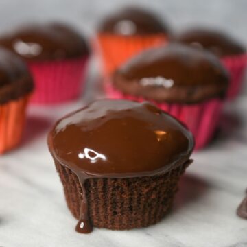 Chocolate Banana Cupcakes with Chocolate Ganache