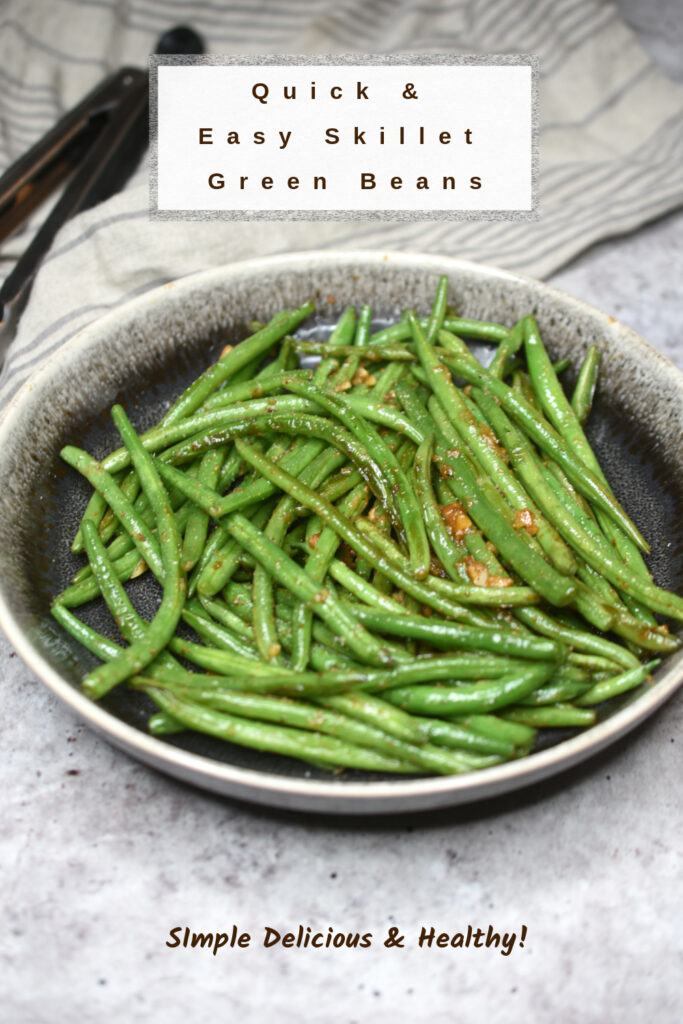 Cast Iron Skillet Green Beans {super easy recipe}