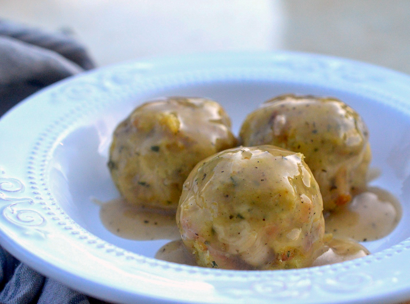 Thanksgiving leftovers recipe - Turkey Balls made with leftover turkey, mashed potatoes, stuffing and gravy! So good you'll make them just because too!