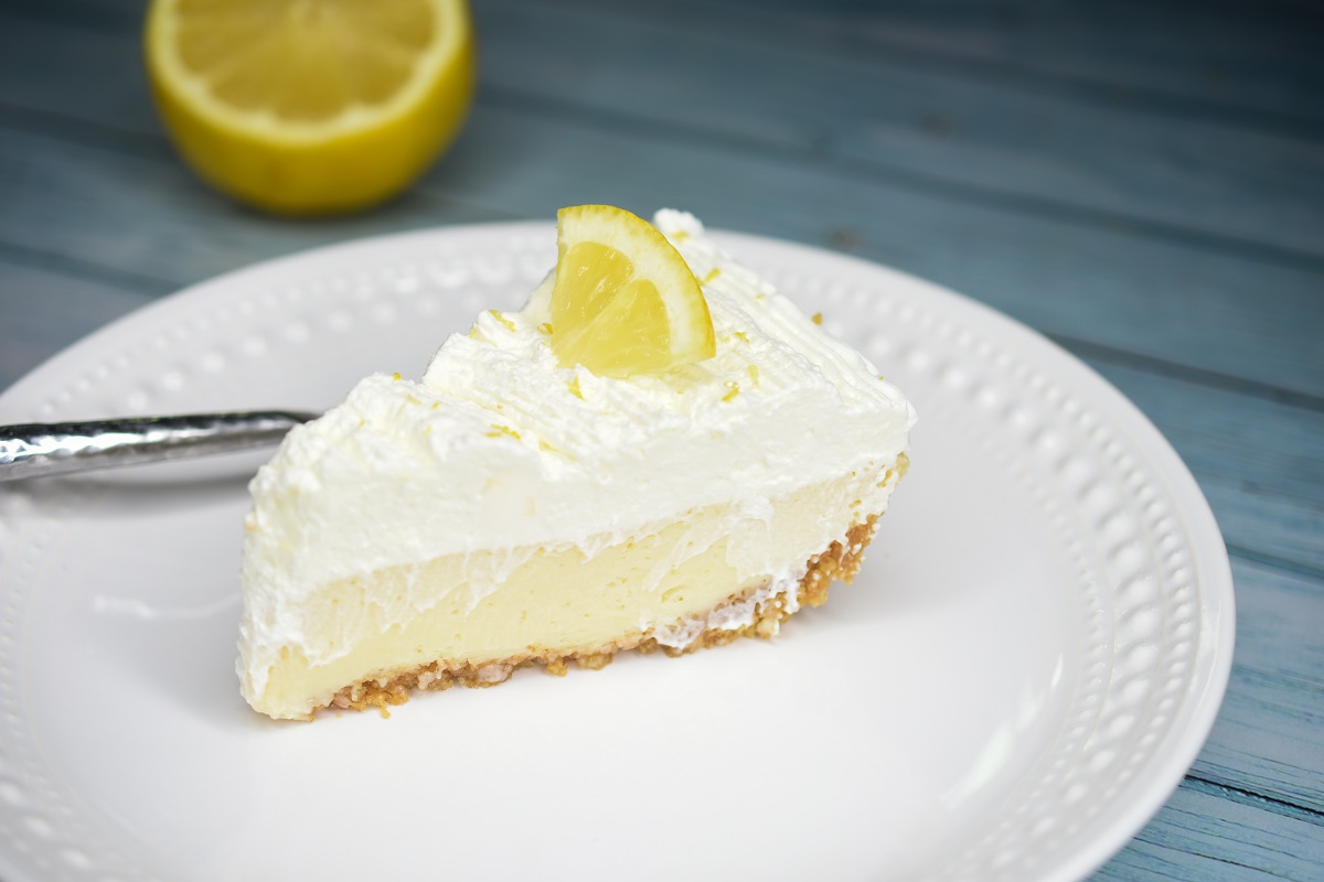 Easy Lemon Pie Recipe. Creamy lemon pie with condensed milk recipe